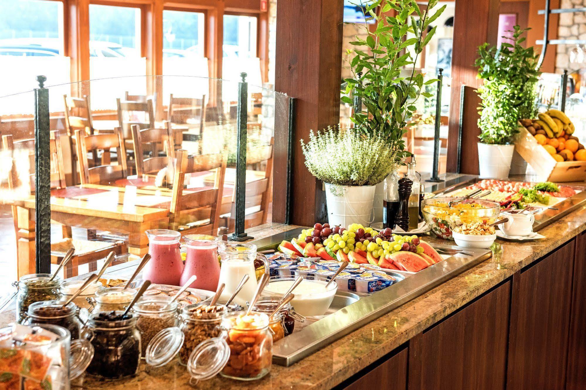 Hotel Szafran 4*